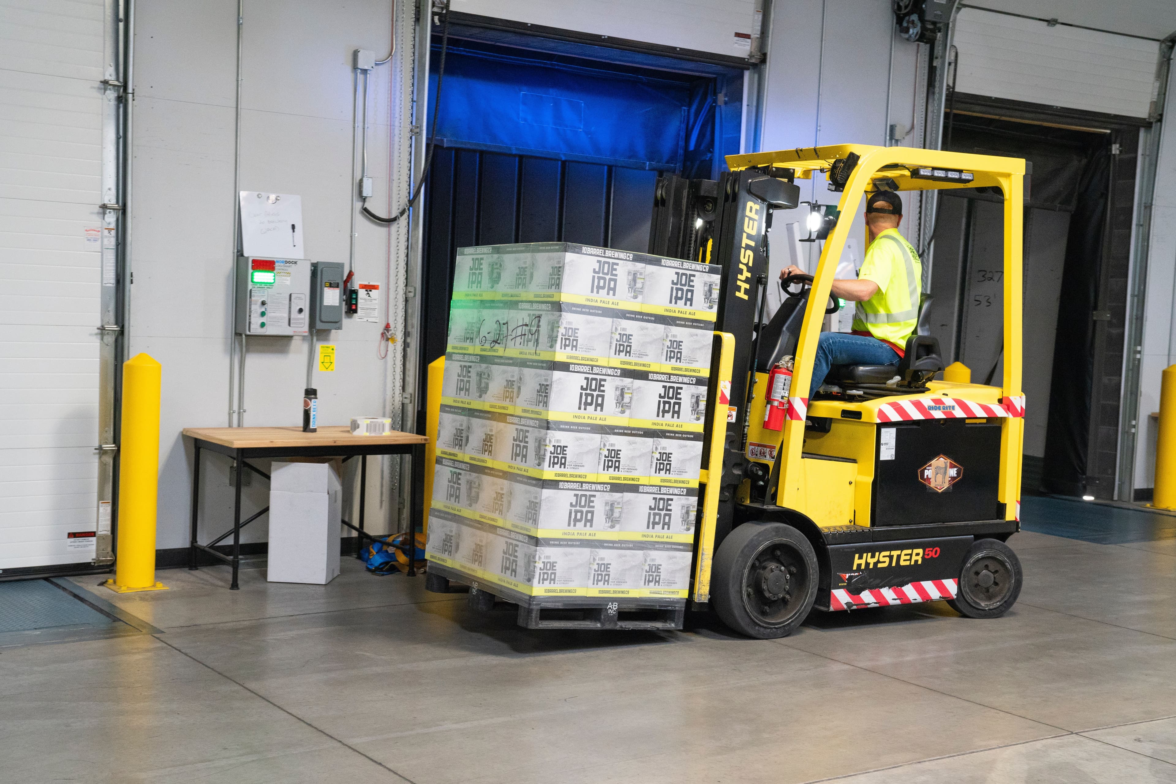 How Asset Tracking and Monitoring Improves Your Business Operations